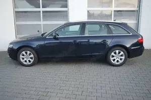 Audi A4 1.8 16V TFSI Avant*Automatik*Xenon*NAVI*PTS* Bild 5