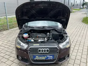 Audi A1 ambition/1Hand/Panorama/AHK Kupplung/Grosschiebeda Bild 4