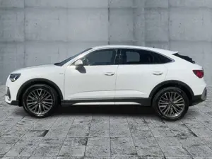 Audi Q3 35 TFSI S-TR S-LINE LED+NAV+PDC+ACC Bild 4