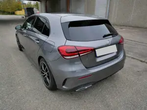 Mercedes-Benz A 220 A 220 AMG Line Bild 2