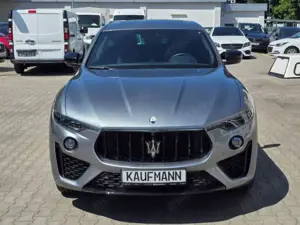 Maserati Levante GT Hybrid Luftfederung AD Niveau Navi Leder Memory Bild 2