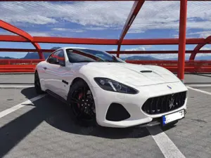 Maserati GranTurismo MC Sport 4.7 V8 Full Carbon Paket - Alcantara