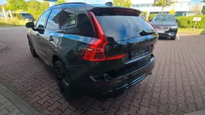 Volvo XC60 T6 Plug-in H AWD Plus Black Edition Auto Bild 5