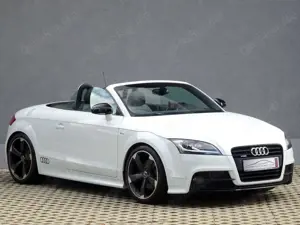 Audi TT 2.0 TDI Roadster quattro S line Competition Bild 3