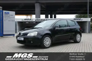 Volkswagen Golf V 1.6 'Tour' #PDC #SITZHZG #KLIMA