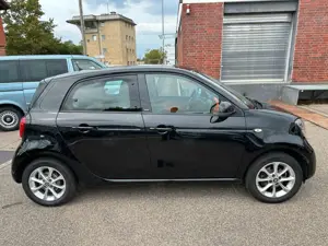 smart forFour Passion*PANO*SHZ*TEMPOMAT*90PS* Bild 3