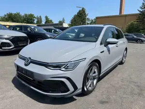 Volkswagen Golf VIII Variant R-Line eTSI ACC Kamera Totwink