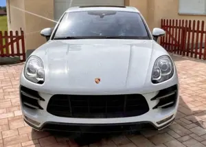 Porsche Macan Turbo