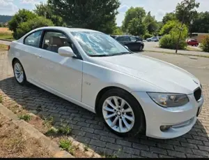 BMW 320 320i Coupe