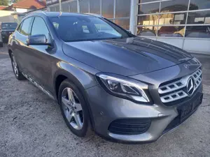 Mercedes-Benz GLA 200 GLA 200 AMG LINE Automatik Navi Alcantara EU6