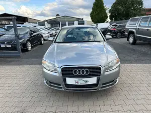 Audi A4 Lim. 2.0 Automatik/ Sitzheizung/ PDC/ 8-Fach Bild 2