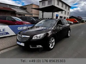 Opel Insignia A TURBO 4x4*AHK*XENON*VOLL