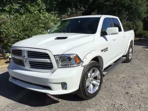 Dodge RAM 1500 4x4 Crew Cab, RAM-Box, Backflip