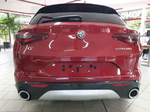 Alfa Romeo Stelvio 2.0 Lusso Ti Q4 Bild 5