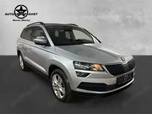 Skoda Karoq 2.0 TDI Style I.Hand Navi Sitzh. PDC DAB