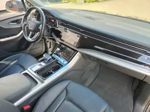 Audi Q7 Bild 2