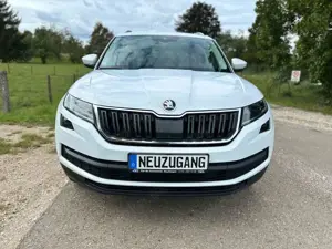 Skoda Kodiaq Style 4x4*DSG*7Sitze*LED*ACC*Lane*360°*8x