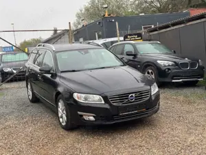 Volvo V70 Kombi Summum*Navi*Klima*leder*Euro 6*Tüv Neu Bild 2