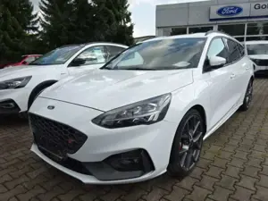 Ford Focus 2.3 ST *Performance*Technologie*HUD*19"*
