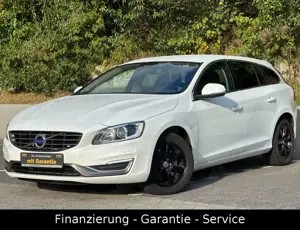Volvo V60 2.4 D5 AWD Summum/AUTOMATIK/XENON/LEDER/MEMO Bild 1