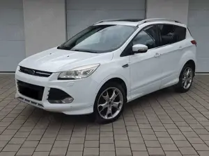 Ford Kuga 2,0 TDCi/Aut./4x4/Pano/Individual Bild 2