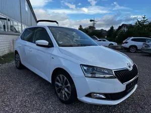 Skoda Fabia Clever Best of Großes Glasdach/Navi Bild 1