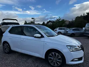 Skoda Fabia Clever Best of Großes Glasdach/Navi Bild 4