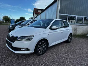 Skoda Fabia Clever Best of Großes Glasdach/Navi Bild 5