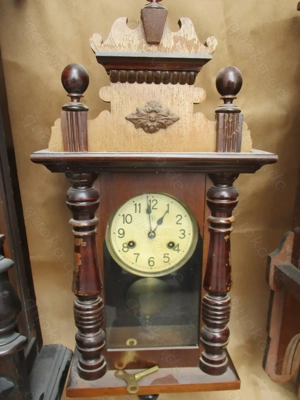 3 alte Wanduheren aus Holz Bild 3 3 alte Wanduheren aus Holz Bild 3