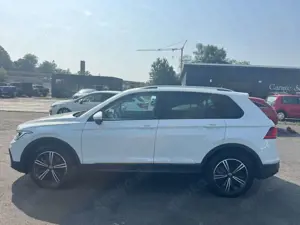 Volkswagen Tiguan Active Navi LED Kamera AHK ACC 18` Bild 4