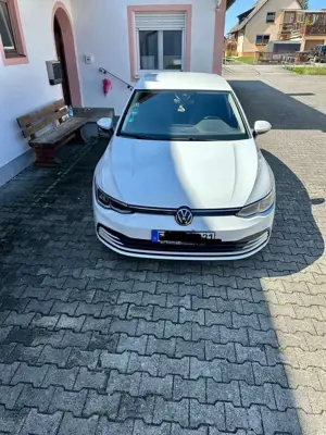 Volkswagen Golf 1.5 eTSI OPF DSG Life