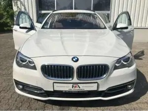BMW 525 525d Touring Aut. Luxury Line