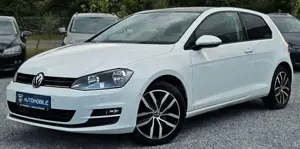 Volkswagen Golf VII CupBMT°NAVI°TEMPOMAT°ASSISTENZ°DYNAUDIO