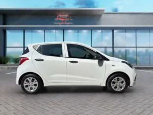 Hyundai i10 Basis (Tüv und Service Neu) Bild 2