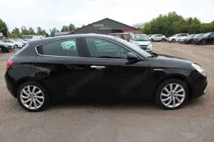 Alfa Romeo Giulietta Turismo 1.4 TB 16V*PREMIUM-Paket*PDC* Bild 5