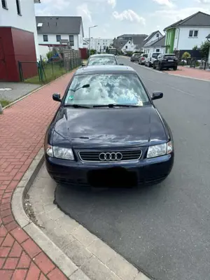 Audi A3 1.8 Ambition Bild 3