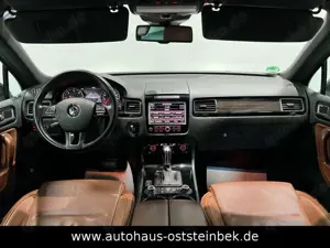 Volkswagen Touareg V6 TDI BMT EDITION X/ACC/PANO/AHK/1-HAND Bild 2