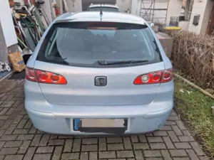 SEAT Ibiza Ibiza  3-Türer 1.4 16V Sport Edition Bild 2