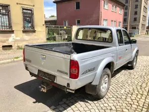 Mazda B Series 2500 Pick Up 4WD SDX  4x4 Allrad // Klimaanlage Bild 5