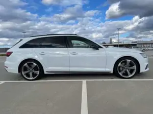 Audi A4 Avant 3.0 TDI quattro S tronic