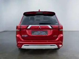 Mitsubishi Outlander Plus Spirit PHEV TEMP KAM360 SHZ NAV Bild 5