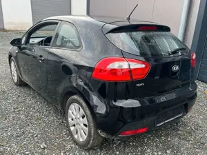 Kia Rio Bild 4