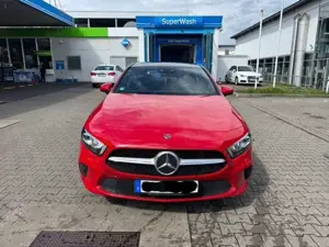 Mercedes-Benz A 180 A-Klasse Diesel d 7G-DCT Bild 2