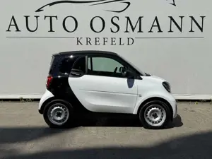 smart forTwo coupe EQ 1 HAND*SCHECKHEFT*TÜV NEU Bild 5