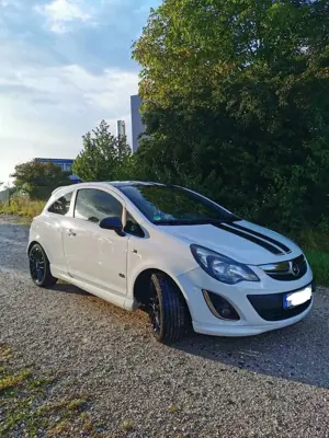 Opel Corsa Color Edition - OPC-Line