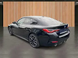 BMW 430 i xDrive M Sport*HeadUp*Glasdach* Bild 4