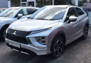 Mitsubishi Eclipse Cross PHEV Select -Paket 4WD Aut.