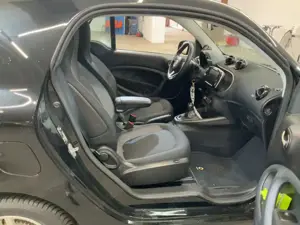 smart forTwo smart fortwo coupe EQ passion Bild 3