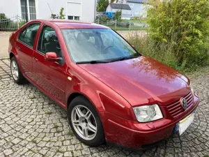 Volkswagen Bora 2.0 Comfortline, AHK, TÜV 11/26