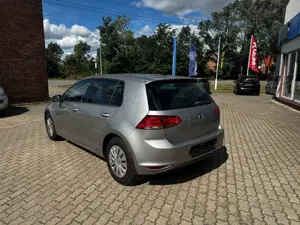 Volkswagen Golf Trendline BMT Bild 4